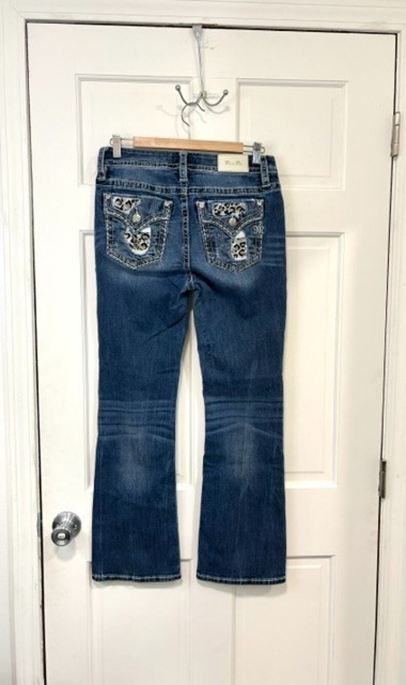 Miss Me Jeans Women's 28 Curvy Boot Rhinestone Embellished Leopard Flap Pocket